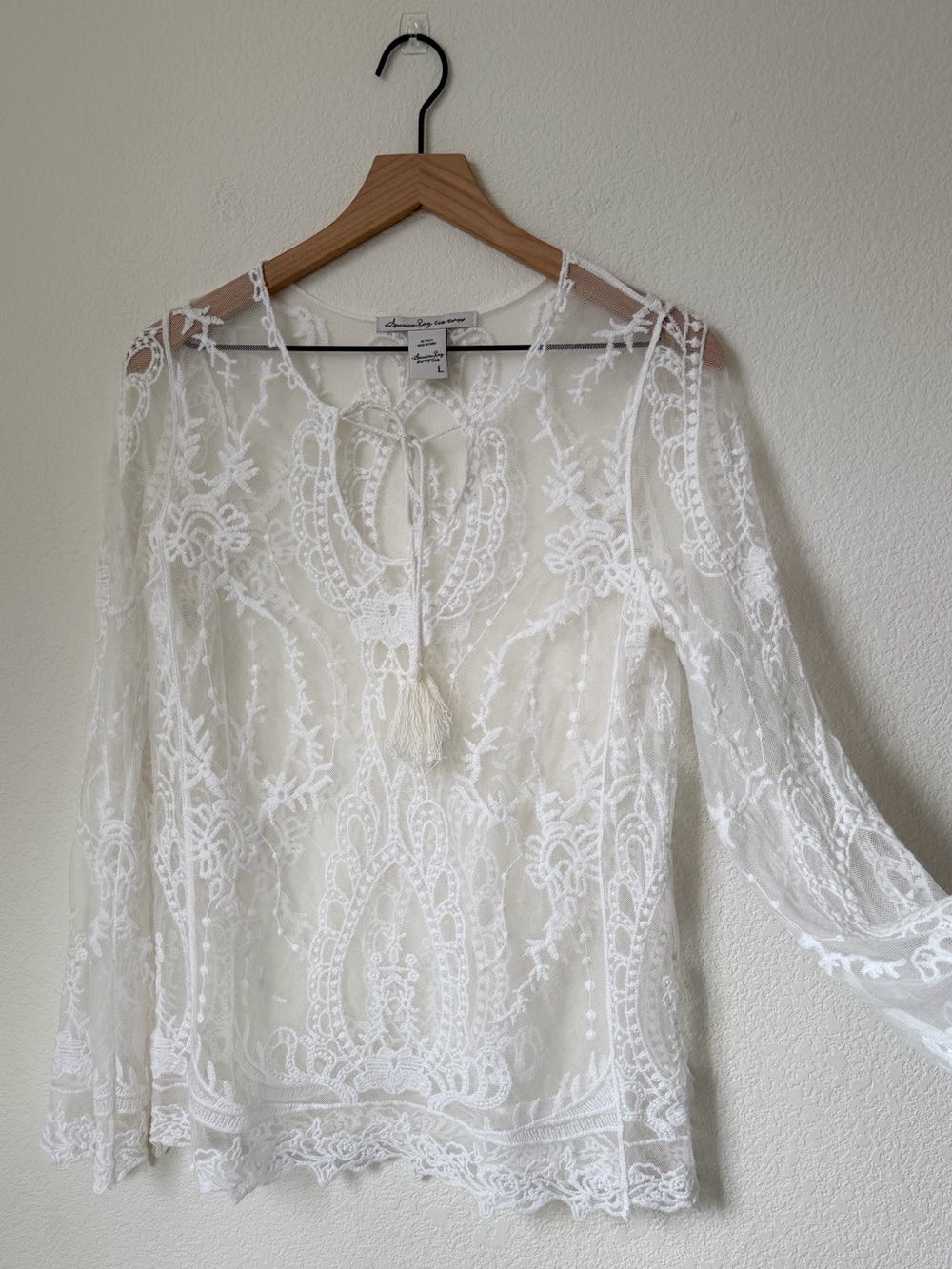 American Rag Cie Lace Crochet Blouse
Large White Bohemian